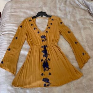 Forever 21 Dress , Mustardy Yellowish gold color w/ navy blue accent design